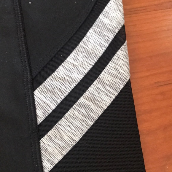 This is work out leggings from Pink - Picture 3 of 6